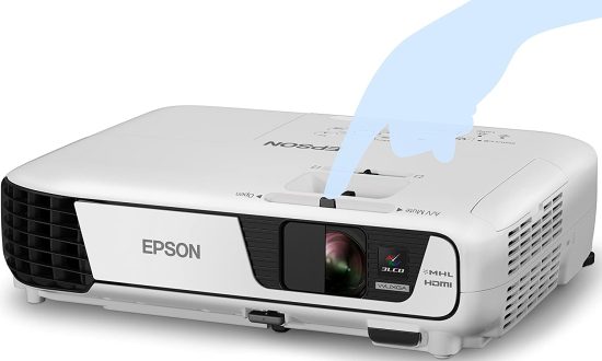 Epson EB-S31 Portable Projector (SVGA, 3LCD, 15000:1 Contrast, 3200 Lumens, 10,000 Hour Lamp Life) - Black/White - Image 3